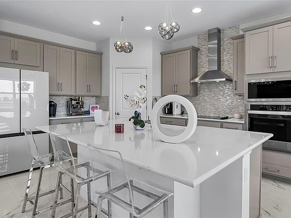 5th image of 756 Albyon Ct
