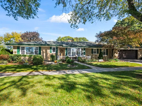 523 S We Go Trl, Mount Prospect, IL 60056