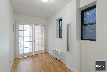 Rented by Bond New York