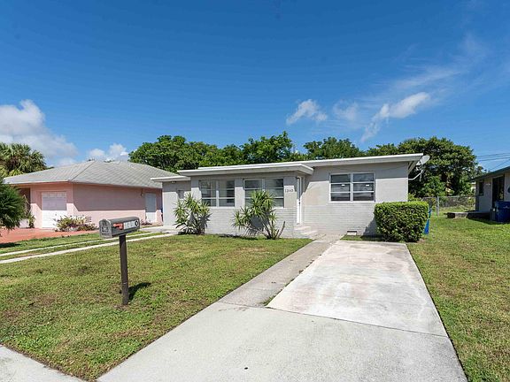 3rd image of 1340 W 33rd Street