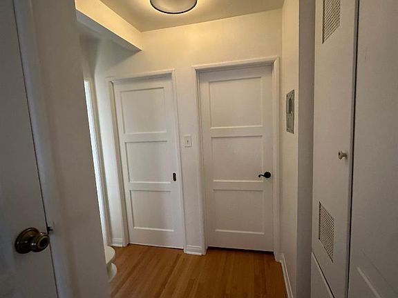 3rd image of 9 Cerritos Ave #5