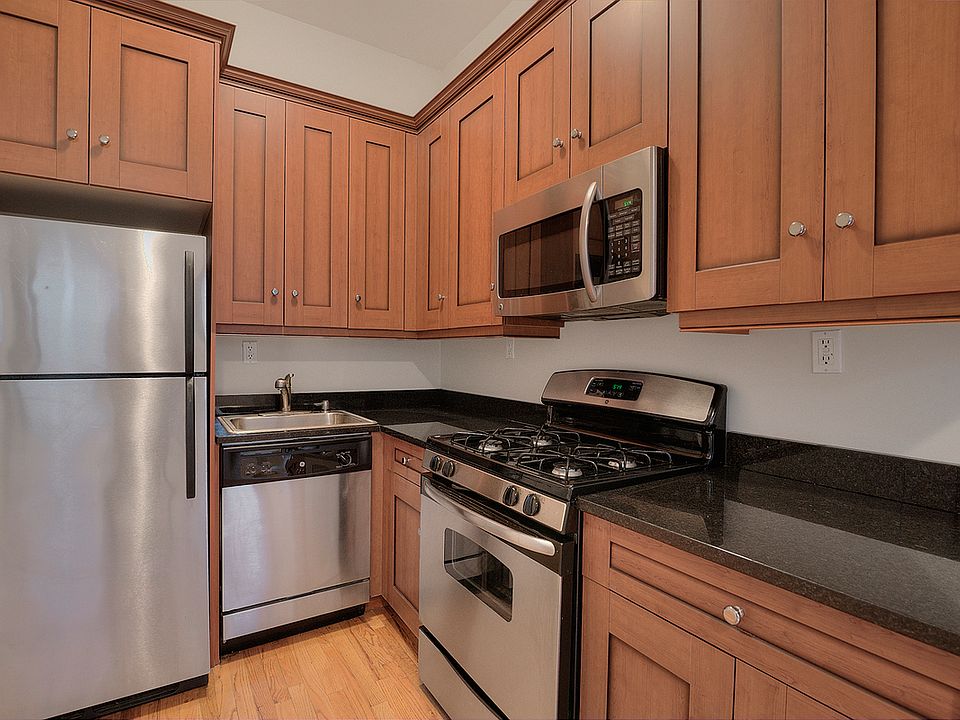 1st image of 311 W 48th St APT 2F