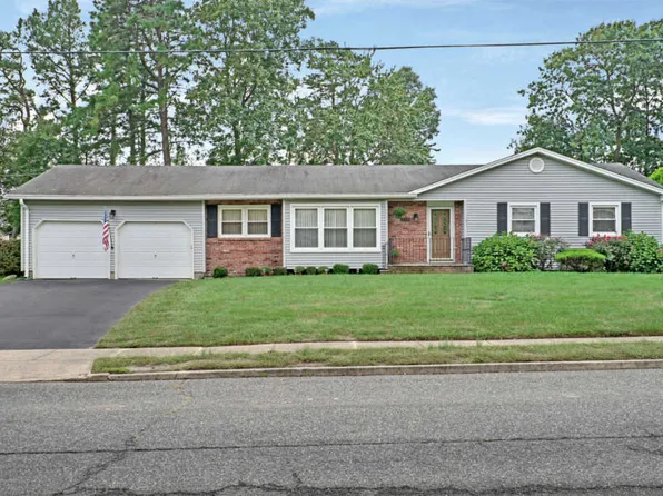 735 Millbrook Rd, Brick, NJ 08724
