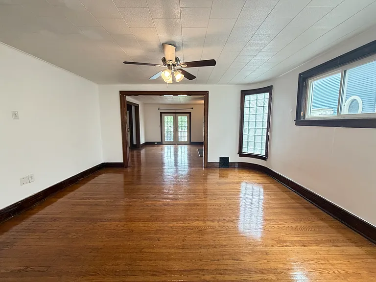 1080 Elmwood Ave #1 — Photo 10