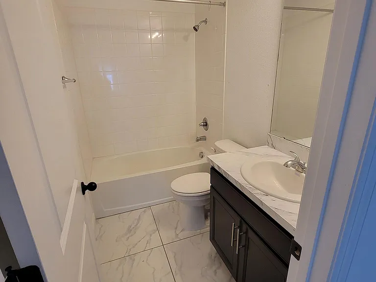 2499 Spring Breeze Dr — Photo 9