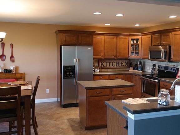 4th image of 5972 Waterstone Dr