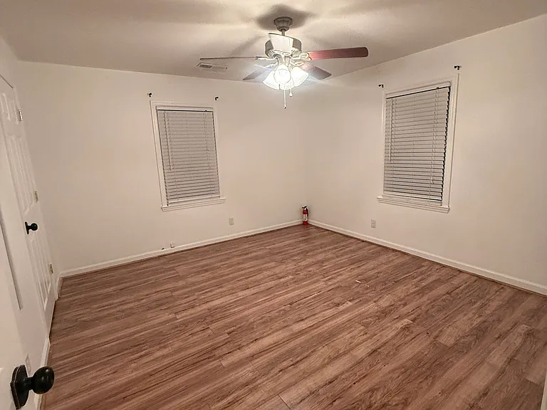 883 N Railroad Ave #883 — Photo 12