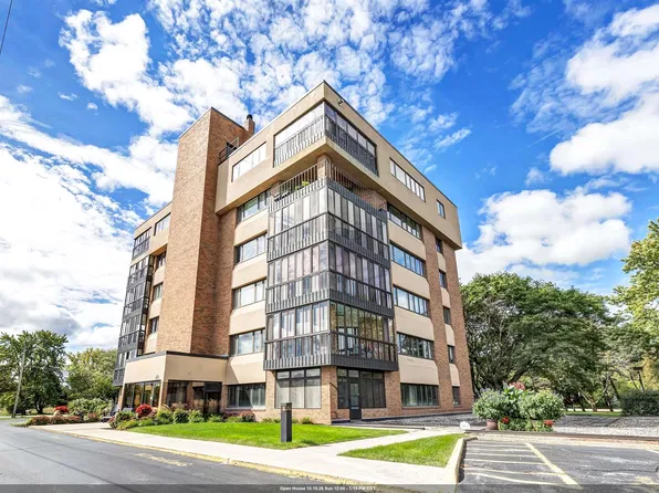 2130 Lost Dauphin Rd Unit 4N, De Pere, WI 54115