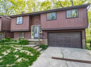 1746 Oak Trail St NE, Massillon, OH 44646