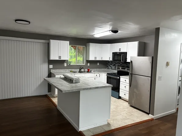 1150 Tomasula Dr #1, Tobyhanna, PA 18466