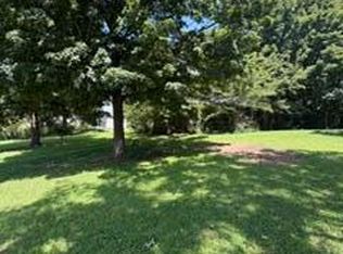 80 Summermont Cir, Summer Shade, KY 42166