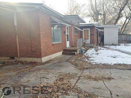 1st image of 772 E Stratford Ave