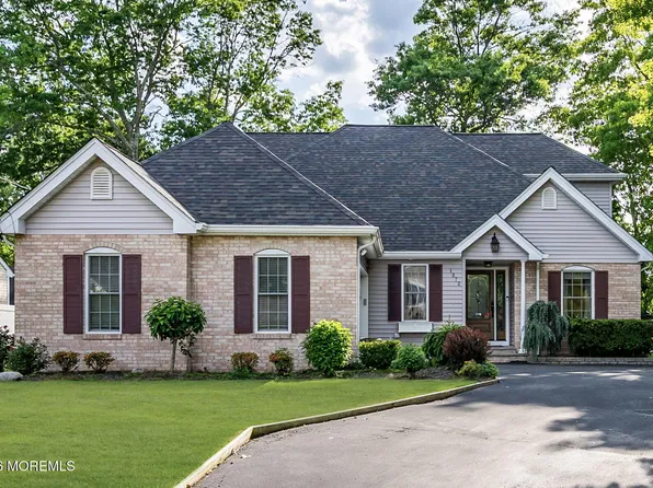 1870 Breakers Drive, Manahawkin, NJ 08050