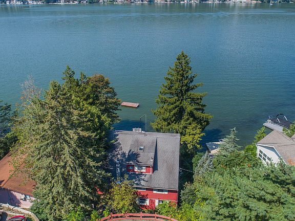 3rd image of 43 Edgemere Ave