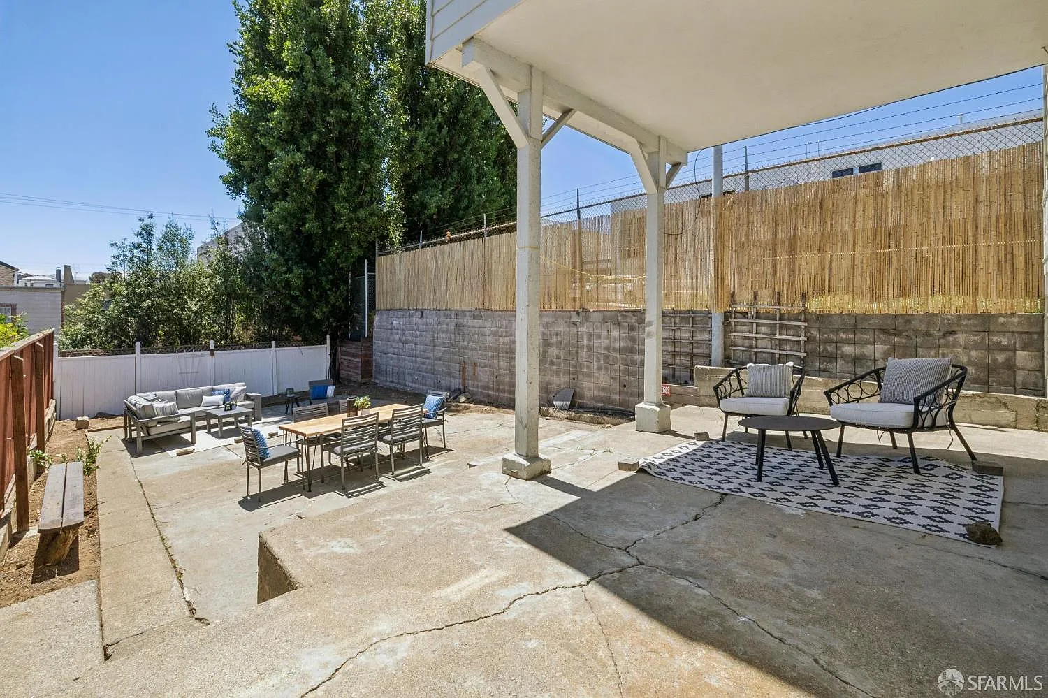 1571 Van Dyke Ave - Photo 9