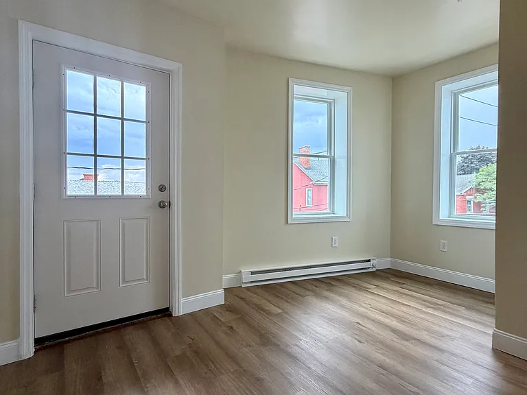 43 Pike St #3 — Photo 1