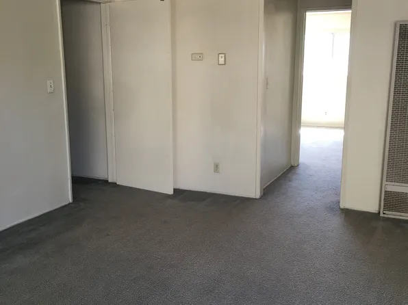 1095 Springfield St, Upland, CA 91786