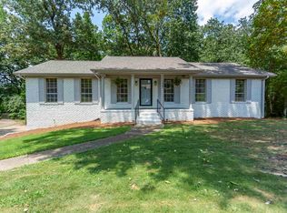 1227 Little Brook Ln, Birmingham, AL 35235