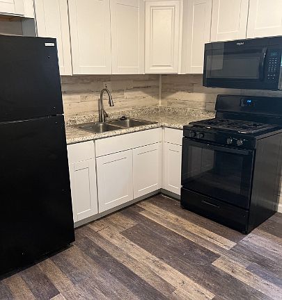 4th image of 1145 Penhurst Dr