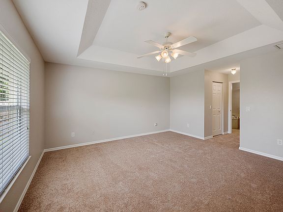 4th image of 1042 SW Di Lido Ln