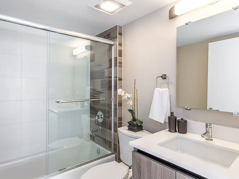 La Brea Regency LLC — Photo 29