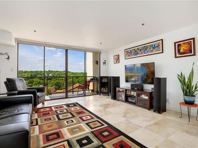40 N Interstate 35 APT 5A4, Austin, TX, 78701