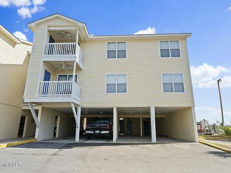 2421 Beachview Dr #H15 — Photo 3