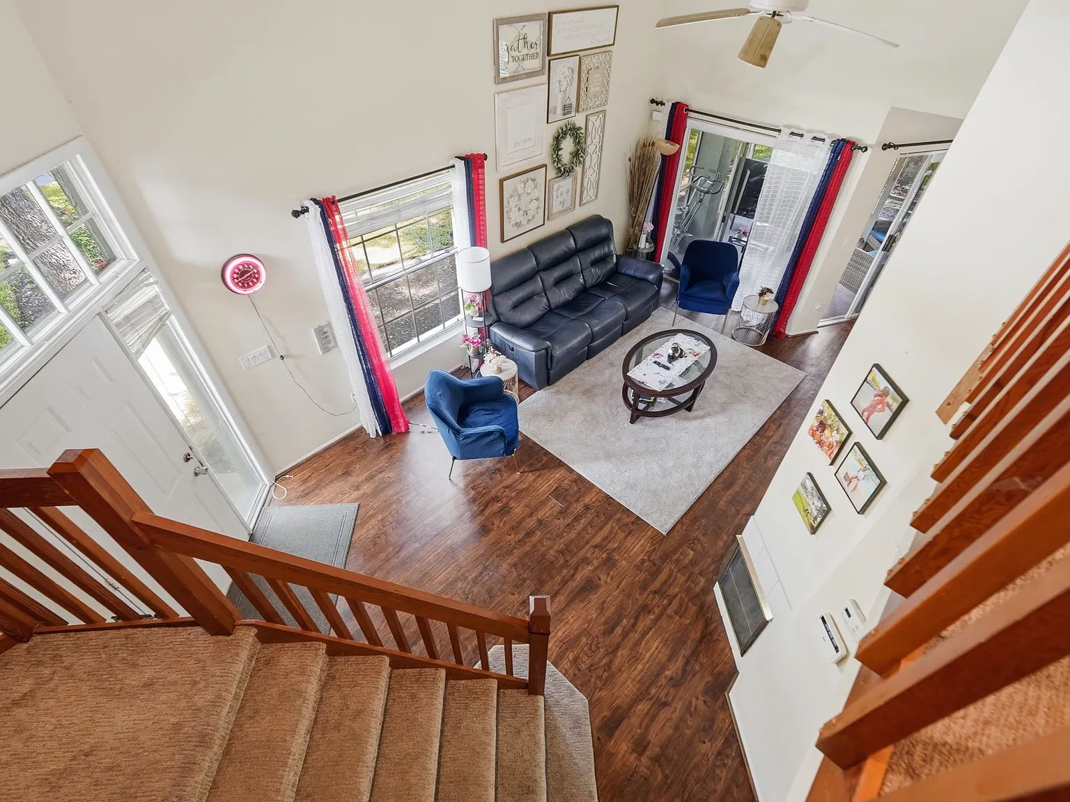 3 bed, 1358 sqft, $2,100 — Photo 1