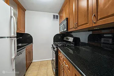 Rented by Sotheby's International Realty