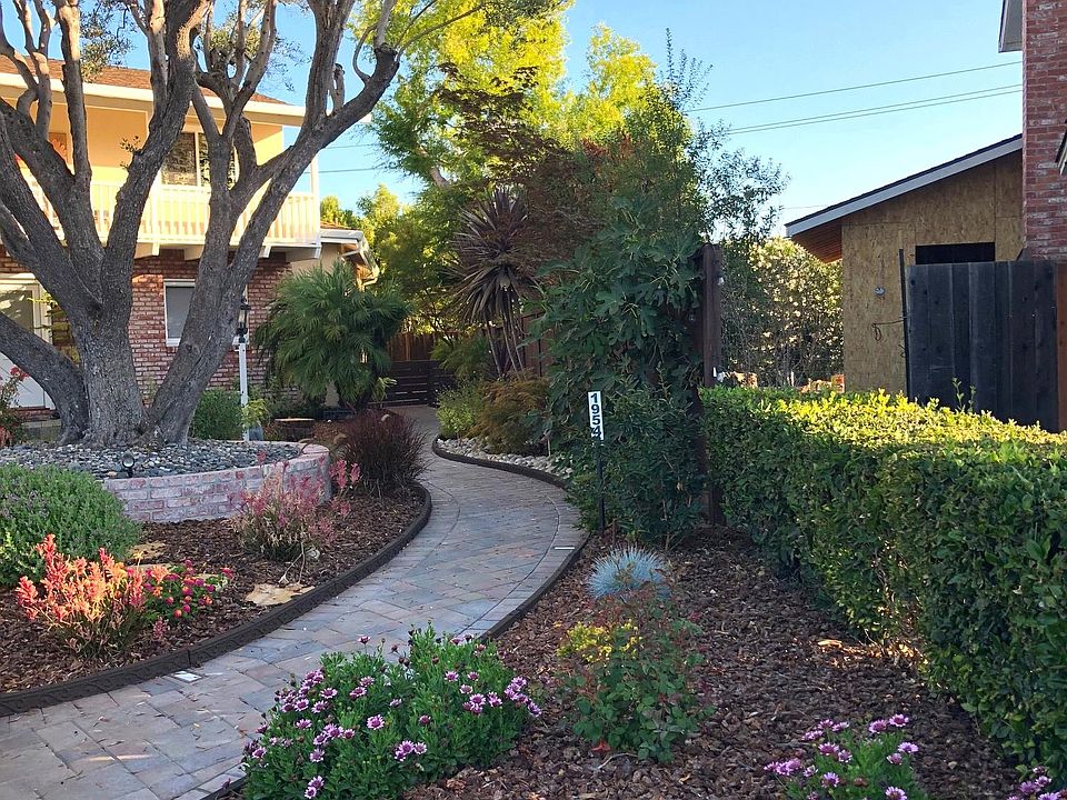 Private Paved Pathway