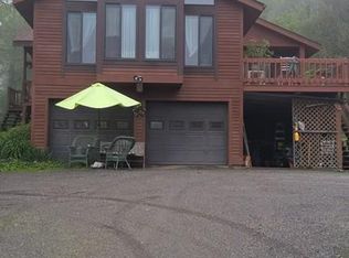 44 E Hill Rd, Leyden, MA 01337