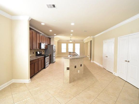 2nd image of 1522 Bluestone Edge Ln