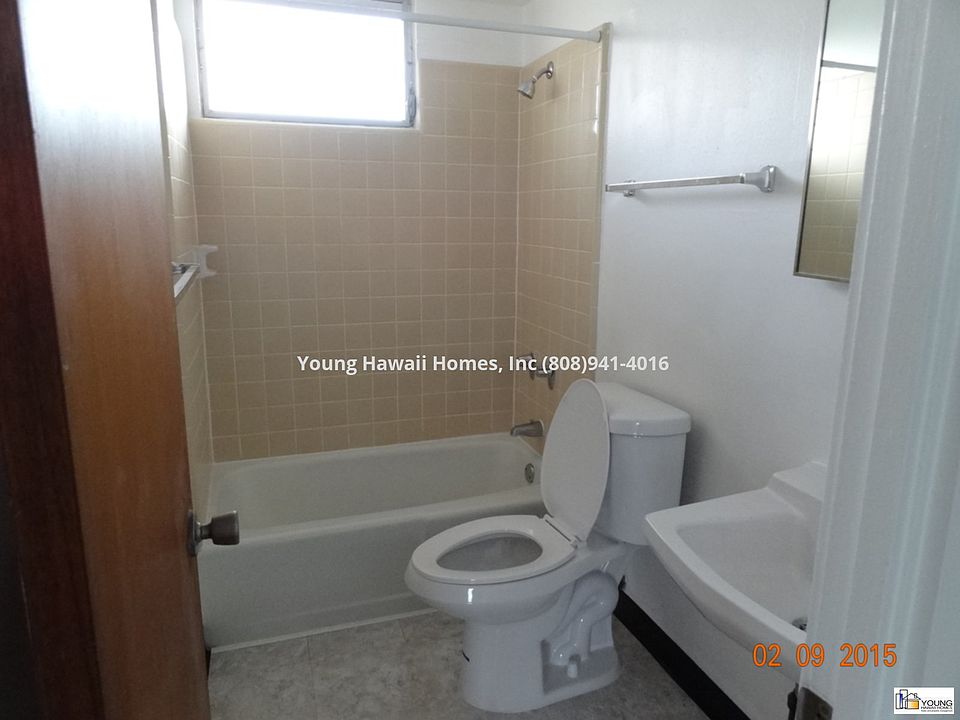 2nd image of 2131 S Beretania St #208
