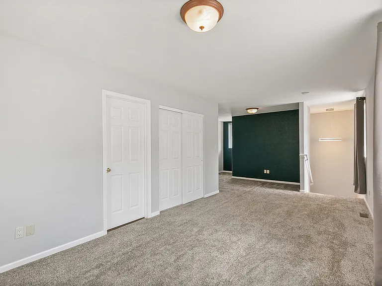 724 E 18th Ave — Photo 15