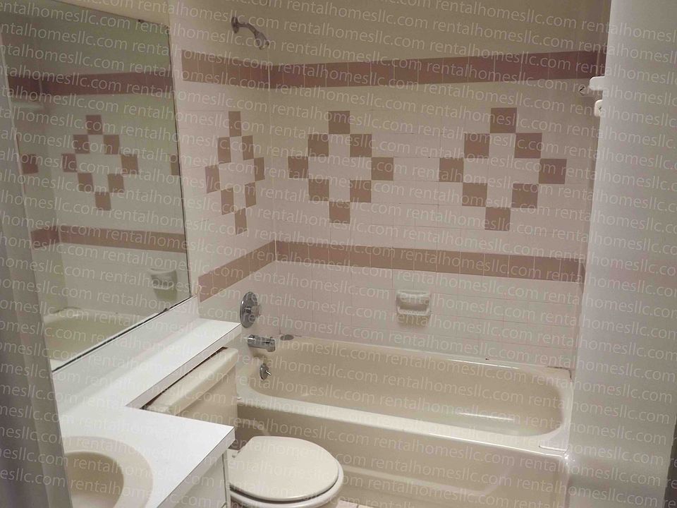 1st image of 838 Crows Bluff Ln #838