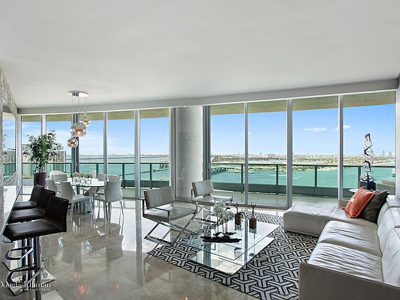 2nd image of 900 Biscayne Blvd APT 3006