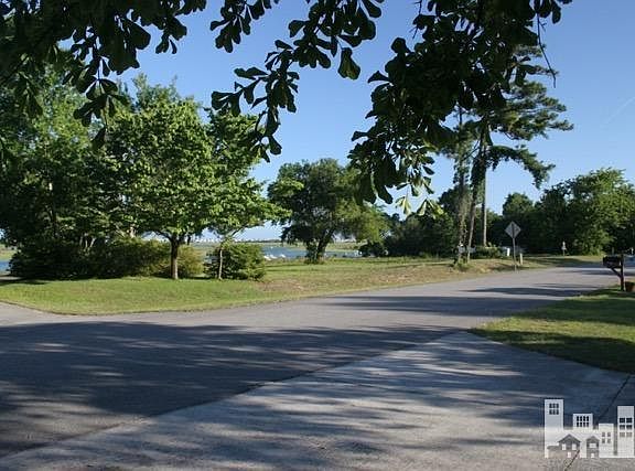 2nd image of 0 Inlet Court LOT 6