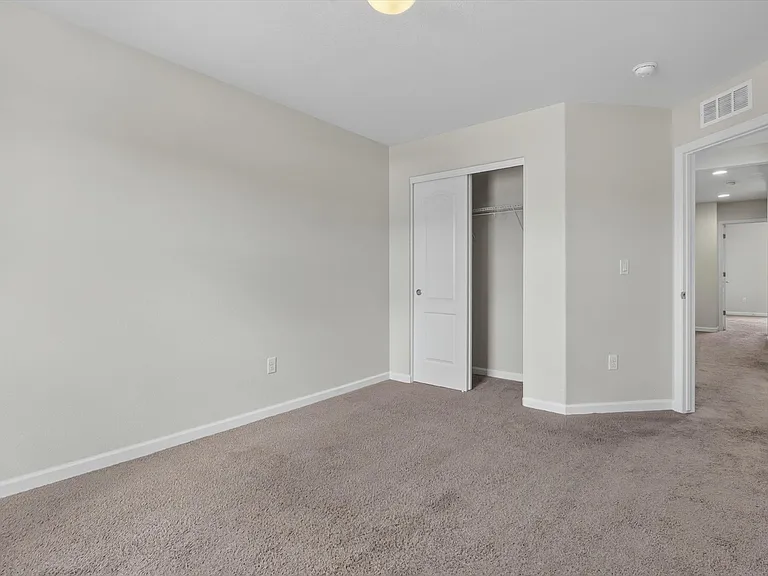 1209 Bistre St — Photo 24