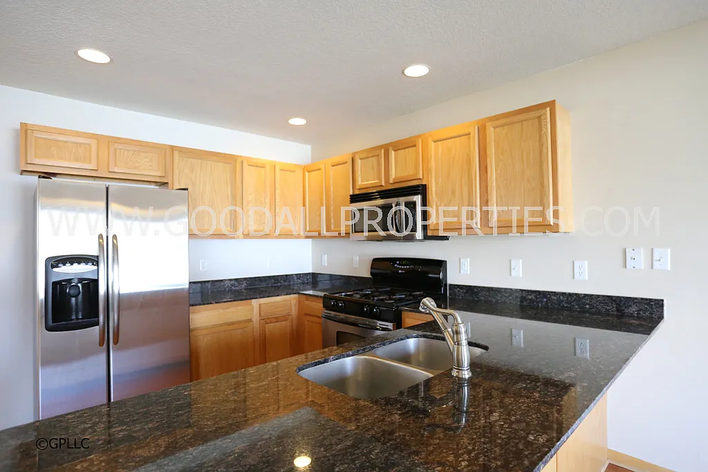 Building Photo - 4015 154th St