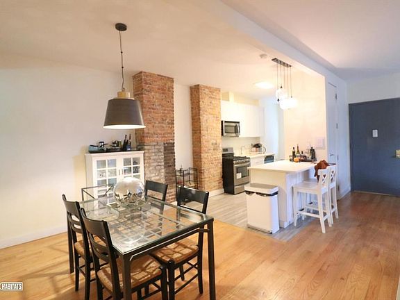 2nd image of 74 Meserole Ave APT 2