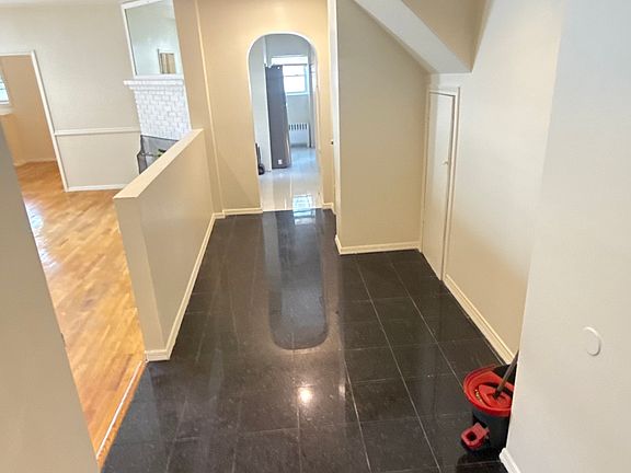 2nd image of 130 Claremont Ave