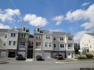 2207 Admirals Walk Dr, Cohoes, NY 12047