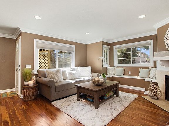 2nd image of 809 N Spurgeon St APT 12
