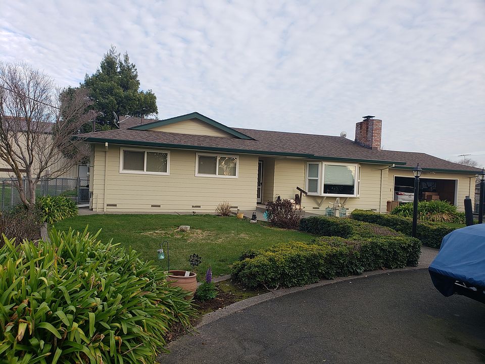 2nd image of 3940 Walker Ave
