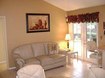 4th image of 2361 Millwood Ln