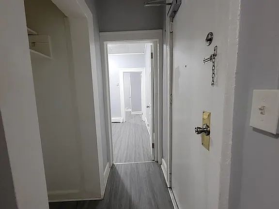 4th image of 545 E 38th St #E012a