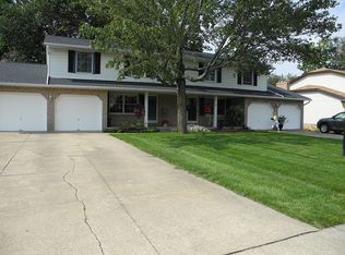 5151 Johnnycake Rdg NE, Canton, OH 44705