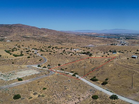 2nd image of 2000 E Carson Mesa Rd