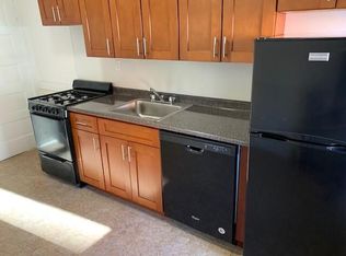 11 Mount Hood Rd APT 3A, Brighton, MA 02135