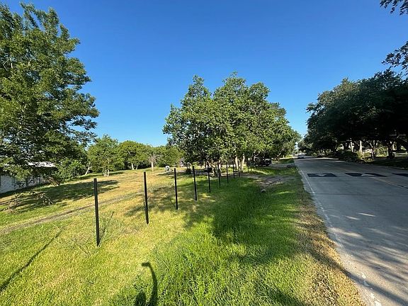 719 Perla Rd, Pasadena, TX 77502 | MLS #24396869 | Zillow